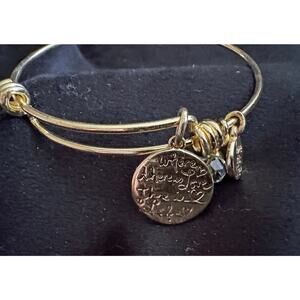 Gold Tone Charm Bangle Bracelet Inspirational Quote Crystal Accent 2.5” B060